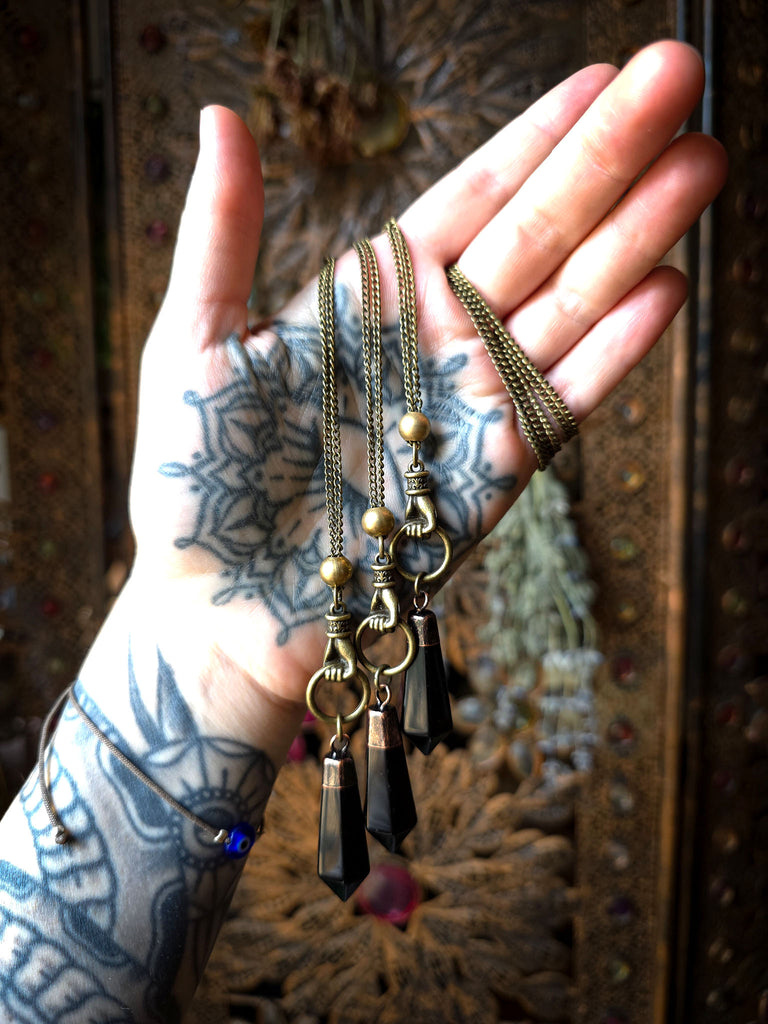 Hand Hanger Onyx Crystal Necklaces