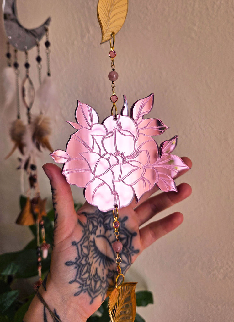 Sweet Rose Bud Suncatchers