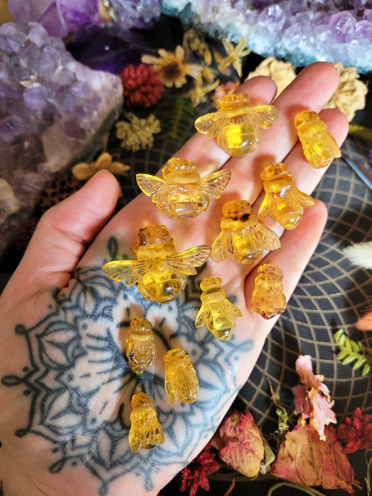 Chiapas Amber Bee Necklace